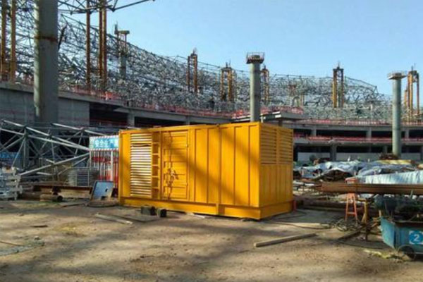 庆阳发电机出租如何判断空气滤清器是否需要更换？